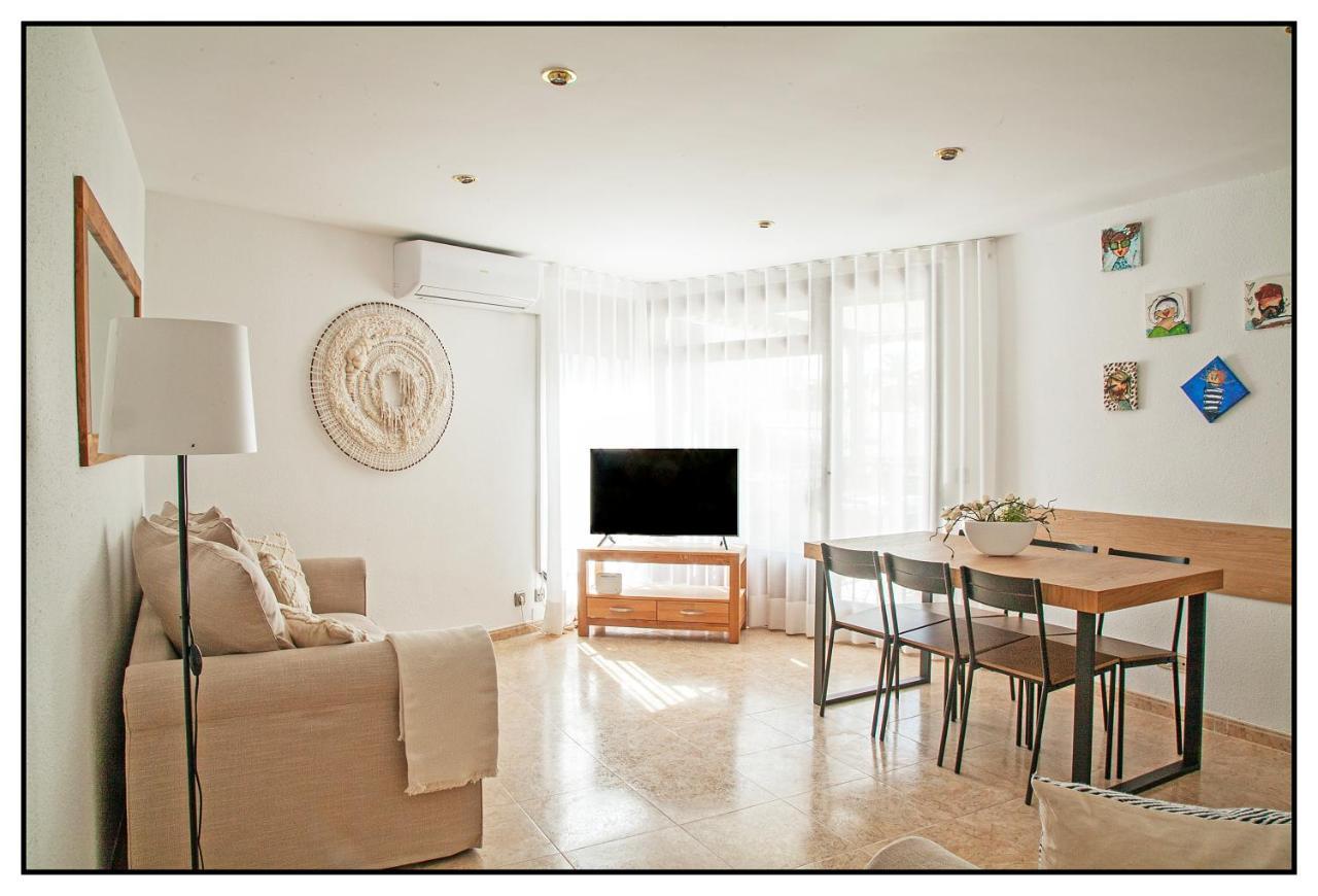 Apartamento Centrico Junto Al Mar - Wifi Free サロウ エクステリア 写真