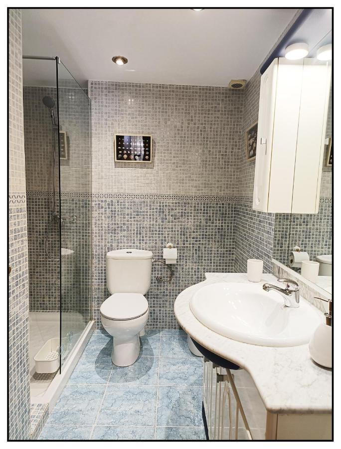 Apartamento Centrico Junto Al Mar - Wifi Free サロウ エクステリア 写真